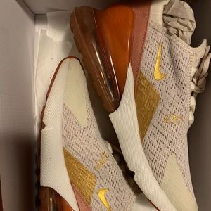 Nike shoes women
